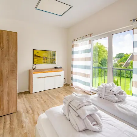 Baltic Village * Damp